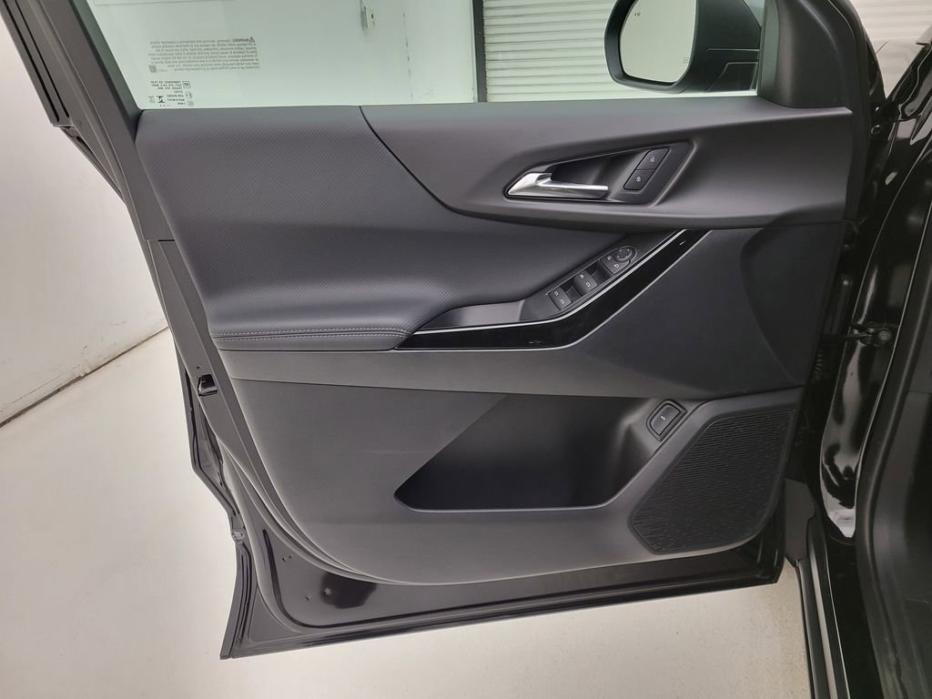 New 2026 Chevrolet Equinox LT w/ Convenience Package II image 26