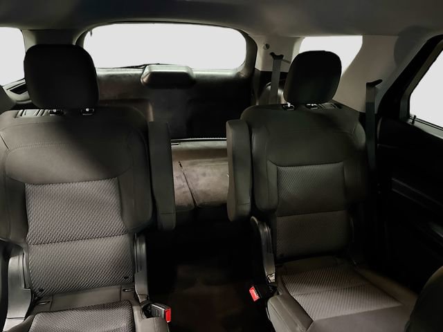 Used 2022 Ford Explorer XLT image 23
