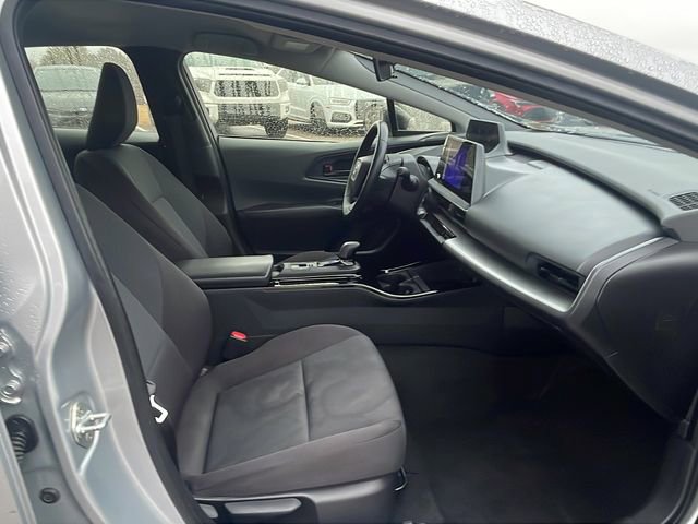 Used 2024 Toyota Prius image 14