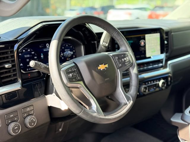 Used 2026 Chevrolet Silverado 1500 LT AWD/4WD image 6