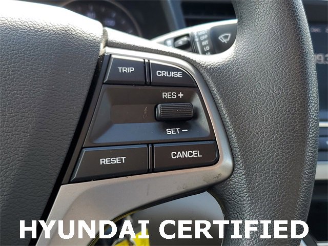 Used 2017 Hyundai Elantra SE image 23