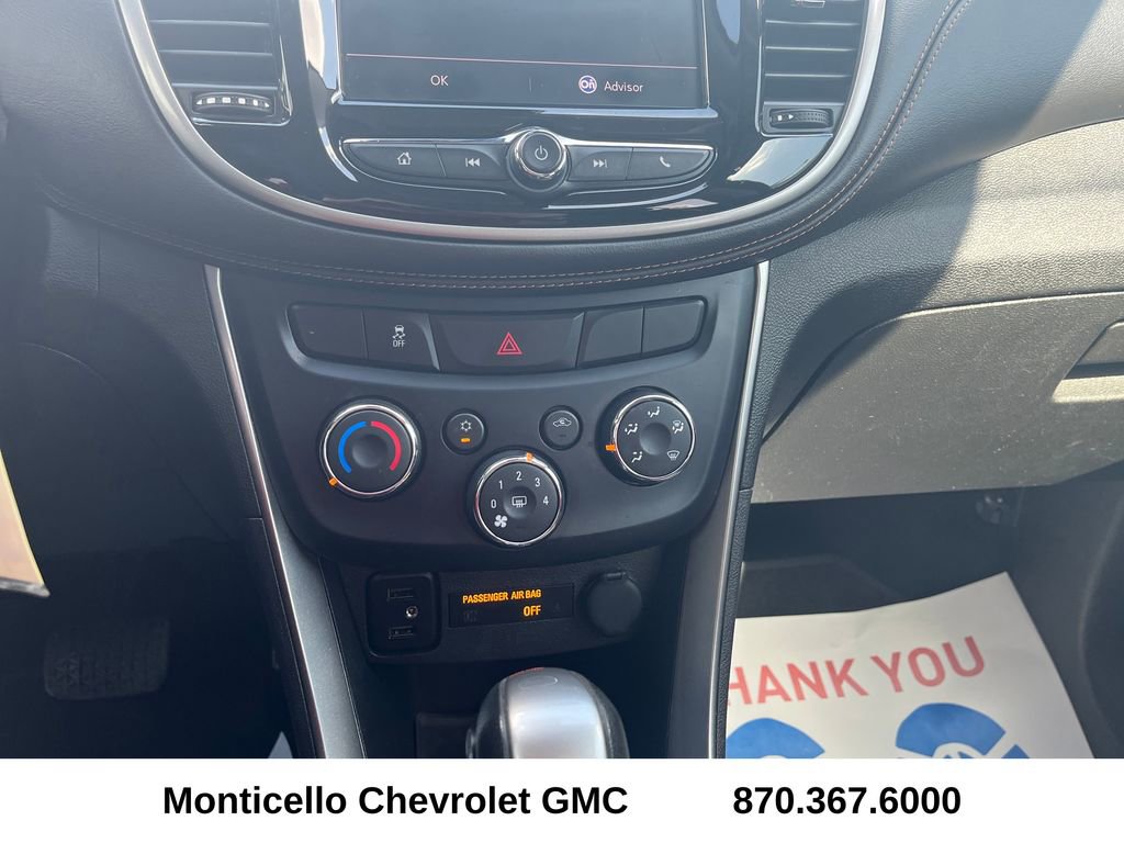 Used 2020 Chevrolet Trax LT FWD image 19