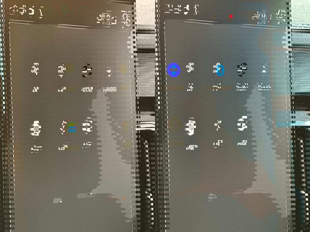 Used 2025 GMC Acadia Elevation image 34