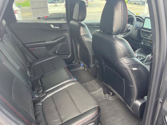 Certified 2024 Ford Escape ST-Line w/ Tech Pack #1 image 9