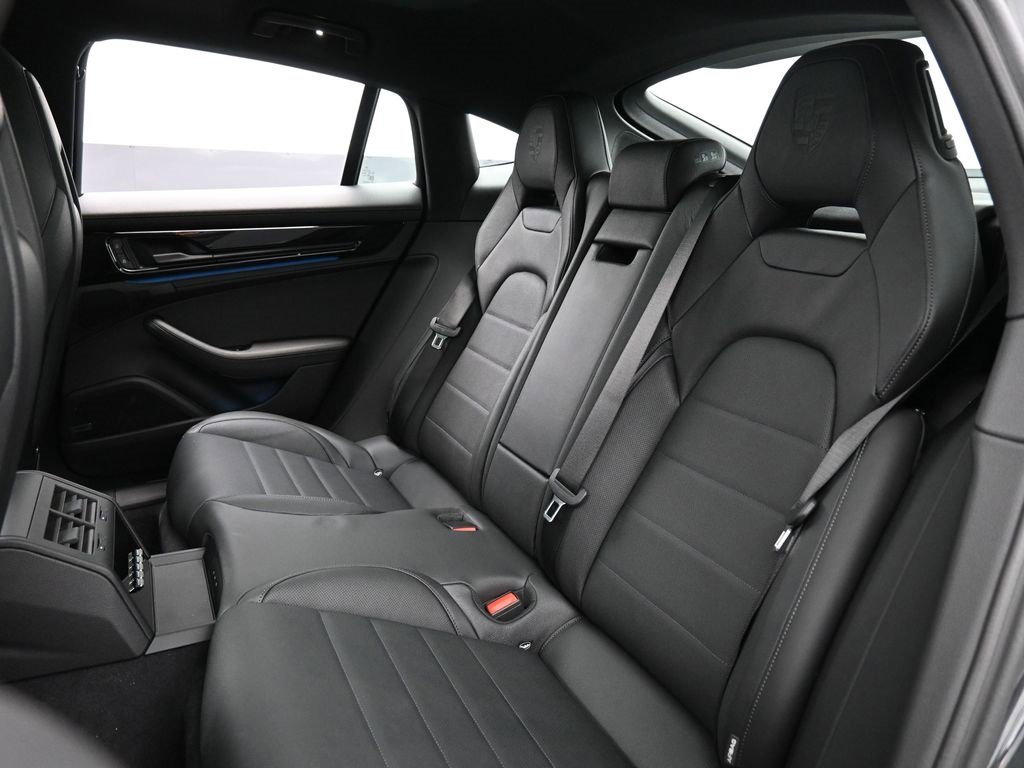 New 2026 Porsche Panamera 4 image 23