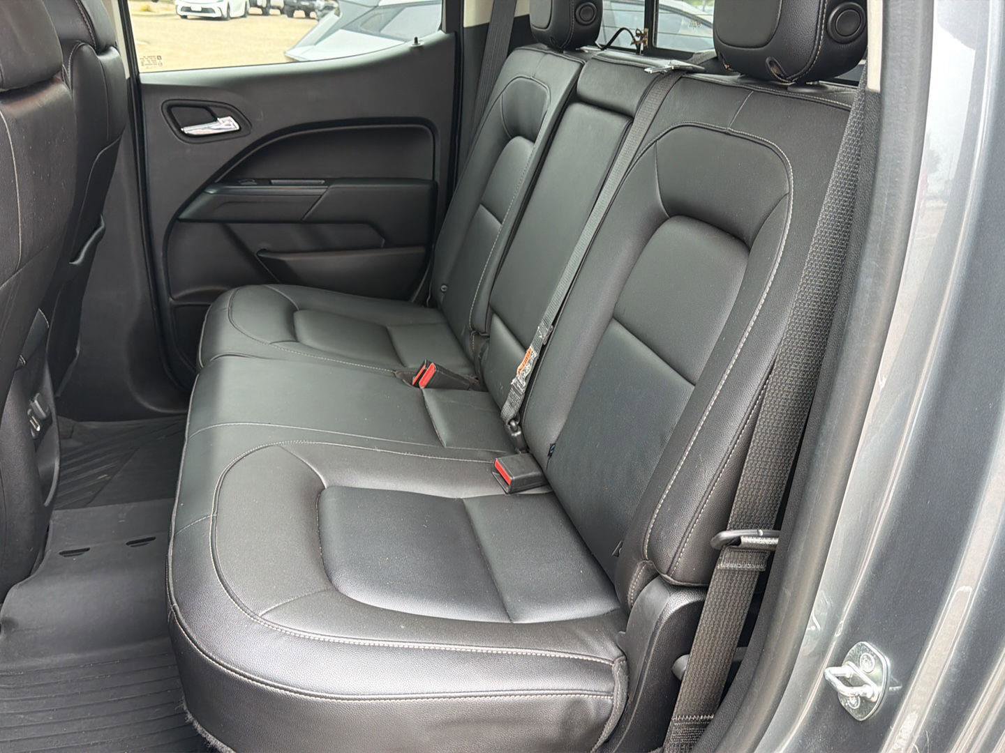 Used 2020 Chevrolet Colorado ZR2 w/ LPO, Premium Interior Package AWD/4WD image 13