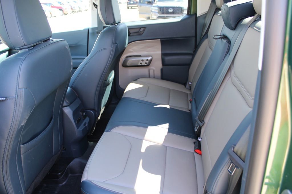 Used 2025 Ford Maverick Lariat image 24