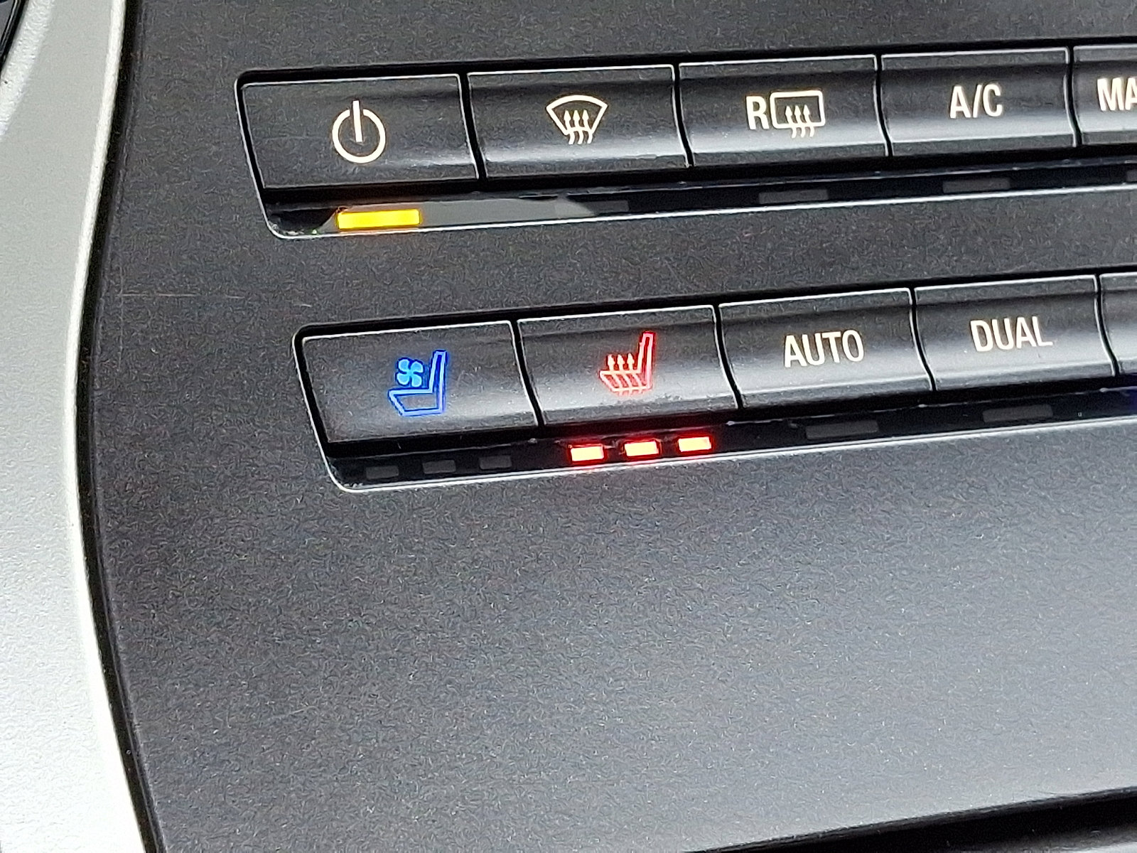 Used 2020 Lincoln Nautilus Reserve image 30