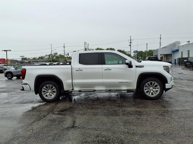Used 2024 GMC Sierra 1500 Denali w/ Technology Package AWD/4WD image 16