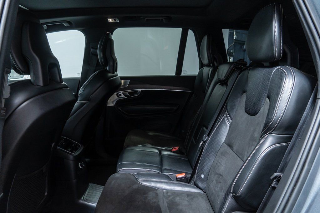 Used 2018 Volvo XC90 T8 R-Design w/ Convenience Package image 28