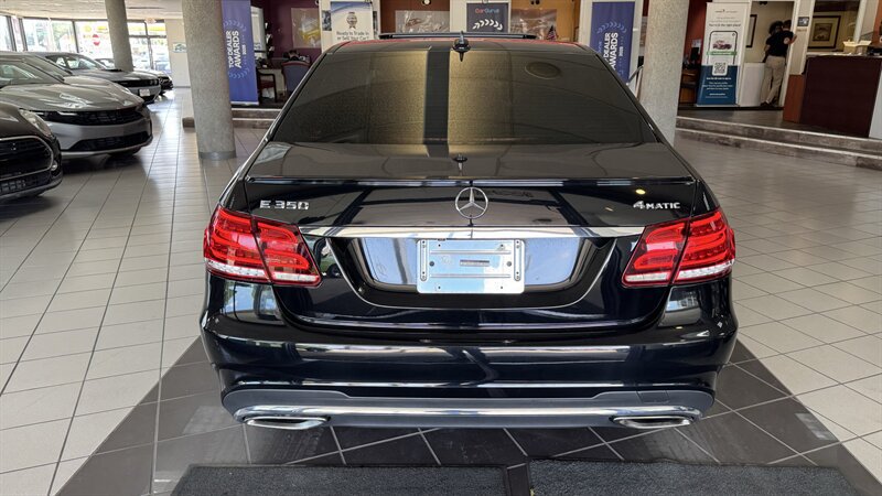Used 2015 Mercedes-Benz E 350 4MATIC Sedan image 5