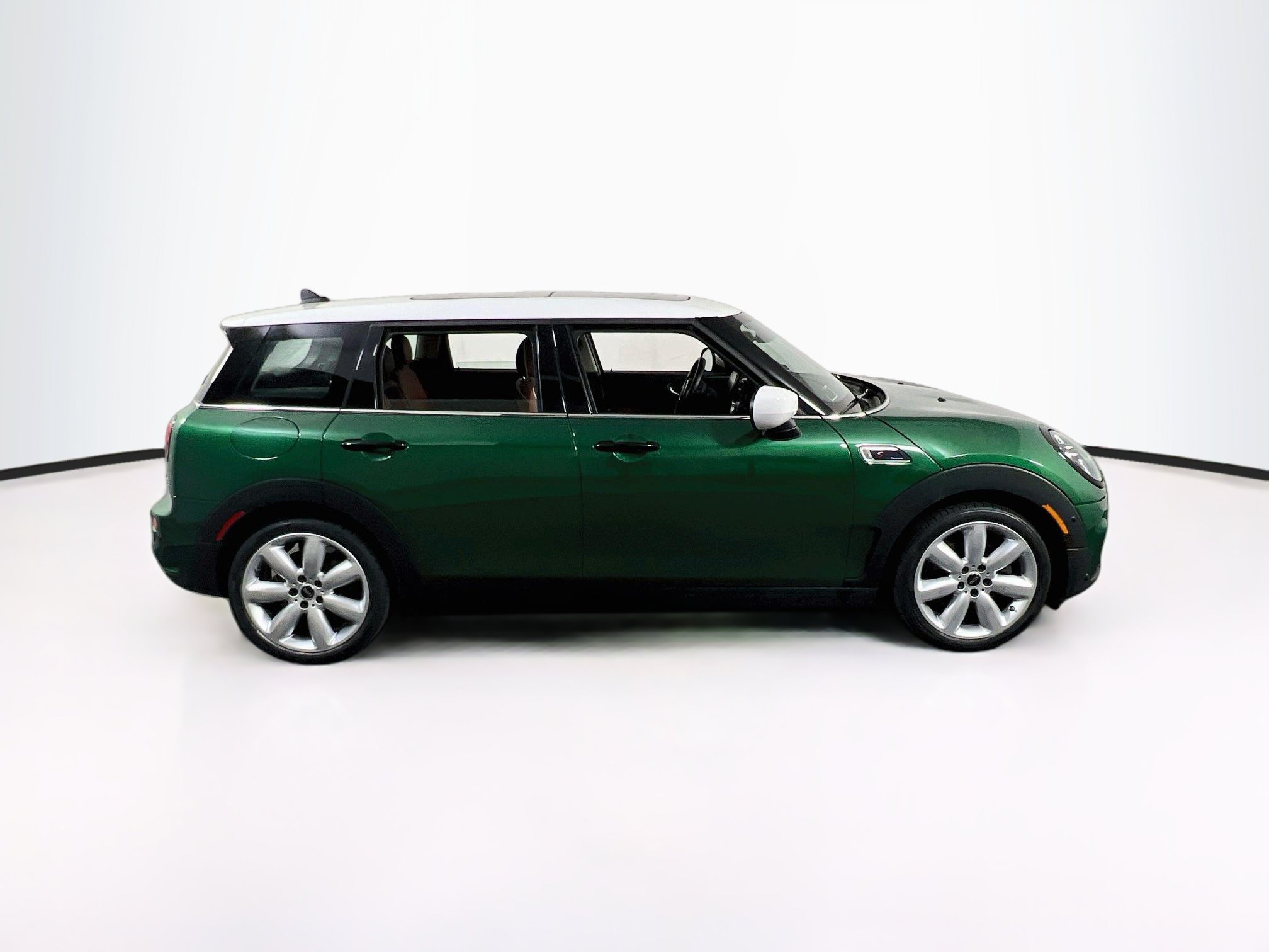 Used 2024 MINI Cooper Clubman S FWD image 4