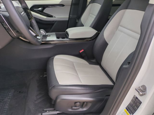 Used 2024 Land Rover Range Rover Evoque Dynamic SE AWD/4WD image 12