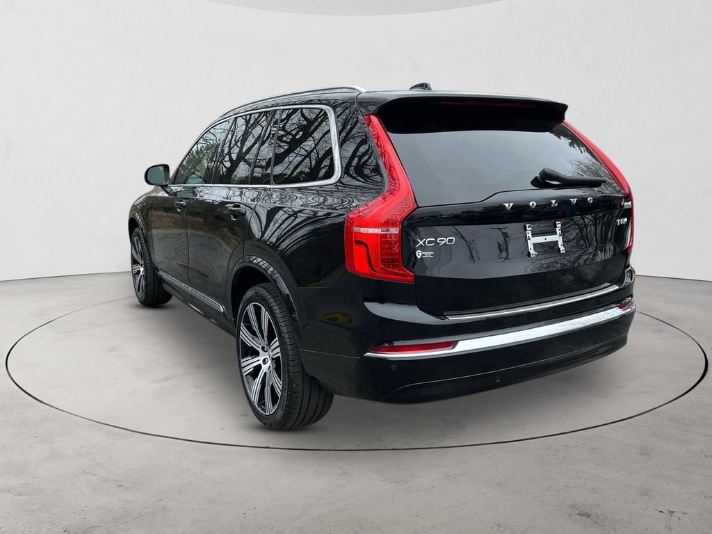Certified 2025 Volvo XC90 T8 Core w/ Protection Package Premier AWD/4WD image 3