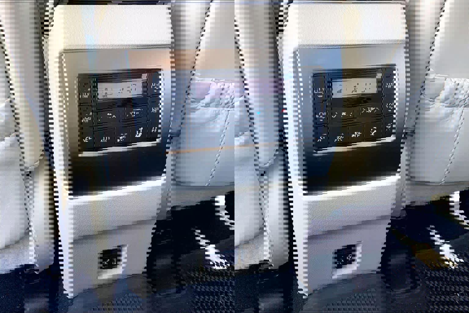 Certified 2023 Lexus GX 460 Premium w/ Premium Package image 35