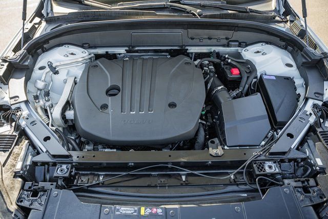 Used 2023 Volvo XC60 B5 Plus w/ Protection Package Premier image 20