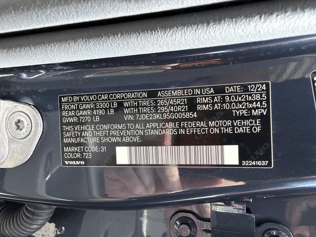 Used 2025 Volvo EX90 Ultra AWD/4WD image 47