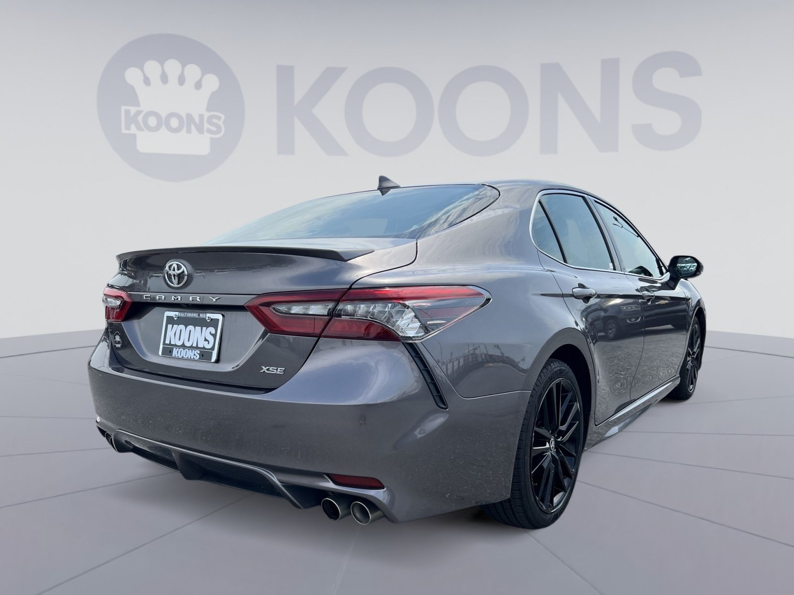 Used 2024 Toyota Camry XSE FWD image 7