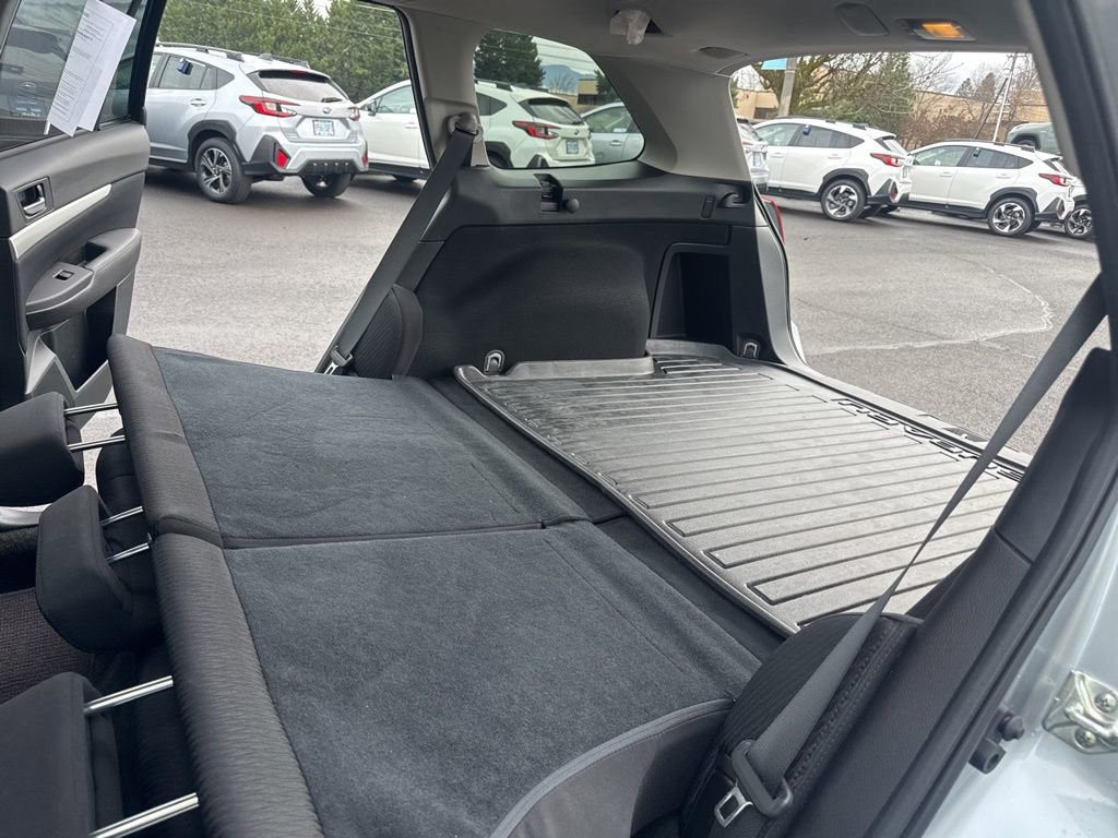 Used 2012 Subaru Outback 2.5i Premium w/ All-Weather Pkg image 16