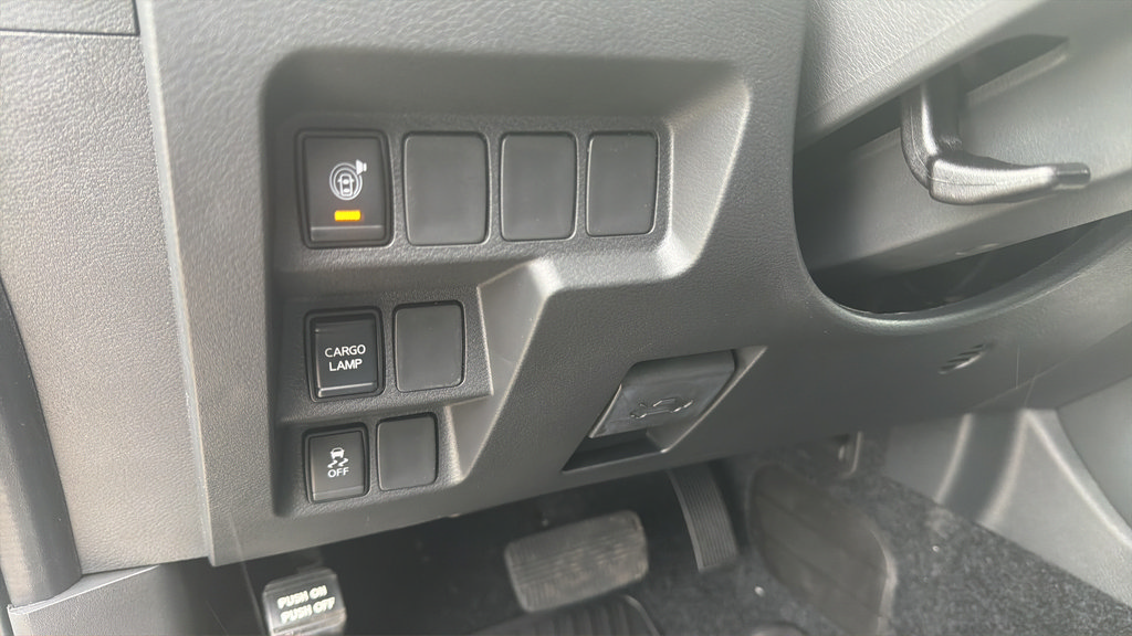 New 2026 Nissan Frontier SV w/ All-Weather Content Package AWD/4WD image 17