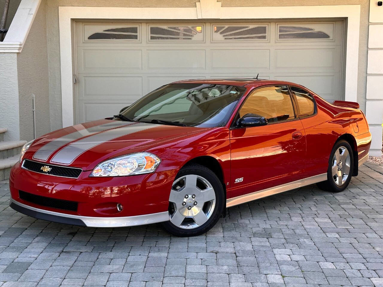 Used 2007 Chevrolet Monte Carlo SS w/ Silver Rally Stripe Package FWD image 4