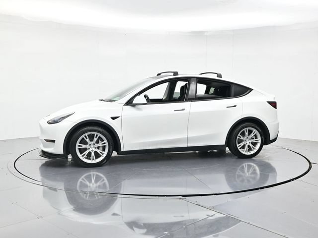 Used 2022 Tesla Model Y Long Range AWD/4WD image 6