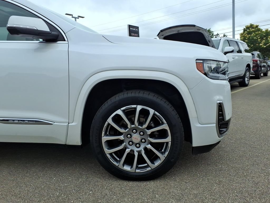 Used 2023 GMC Acadia Denali w/ Denali Ultimate Package AWD/4WD image 26