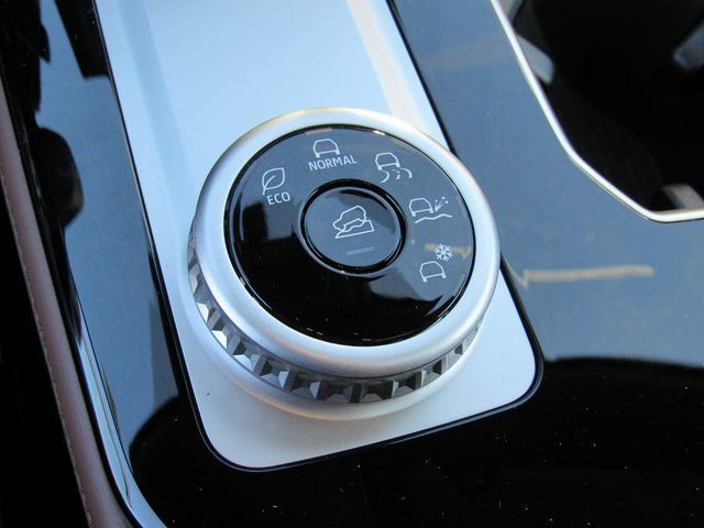 New 2026 Mitsubishi Outlander SEL image 20