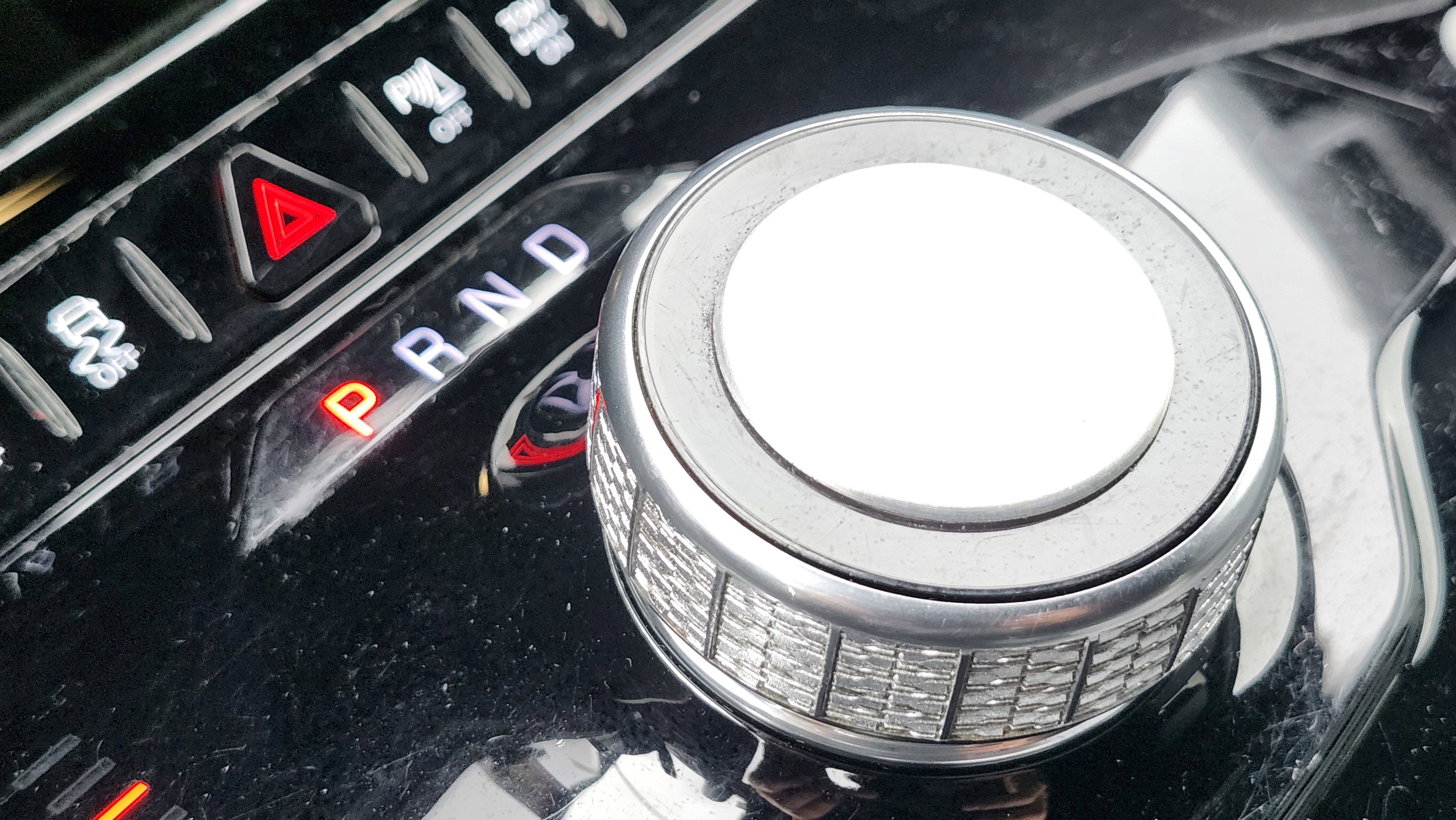 Used 2024 Jeep Wagoneer L Series II w/ Flexible Seating Group image 33