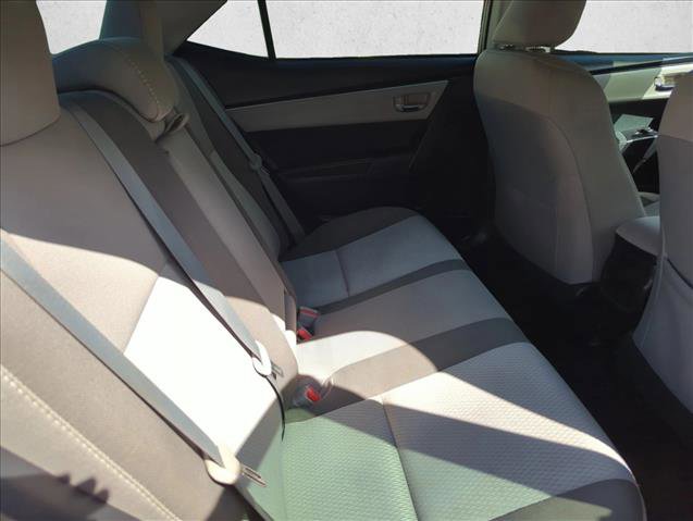 Used 2018 Toyota Corolla LE FWD image 26