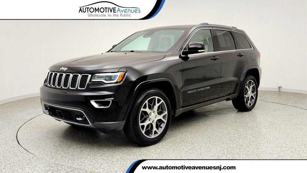 Used 2018 Jeep Grand Cherokee Limited RWD image 1