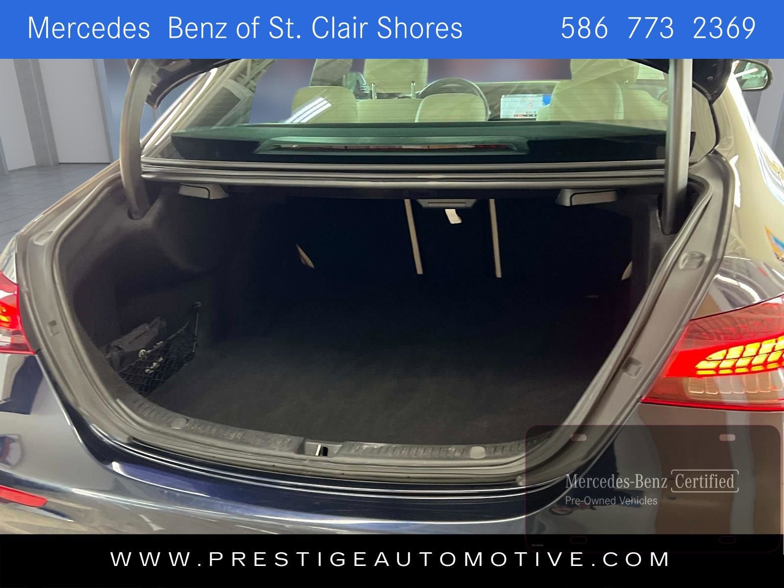 Used 2023 Mercedes-Benz E 350 4MATIC Sedan image 13