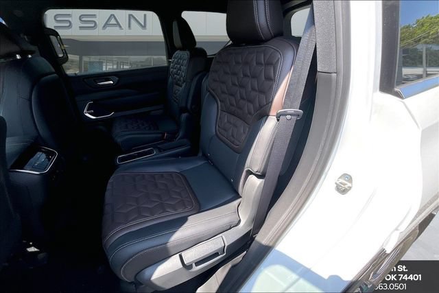 New 2026 Nissan Armada Platinum Reserve w/ Accent Package AWD/4WD image 15