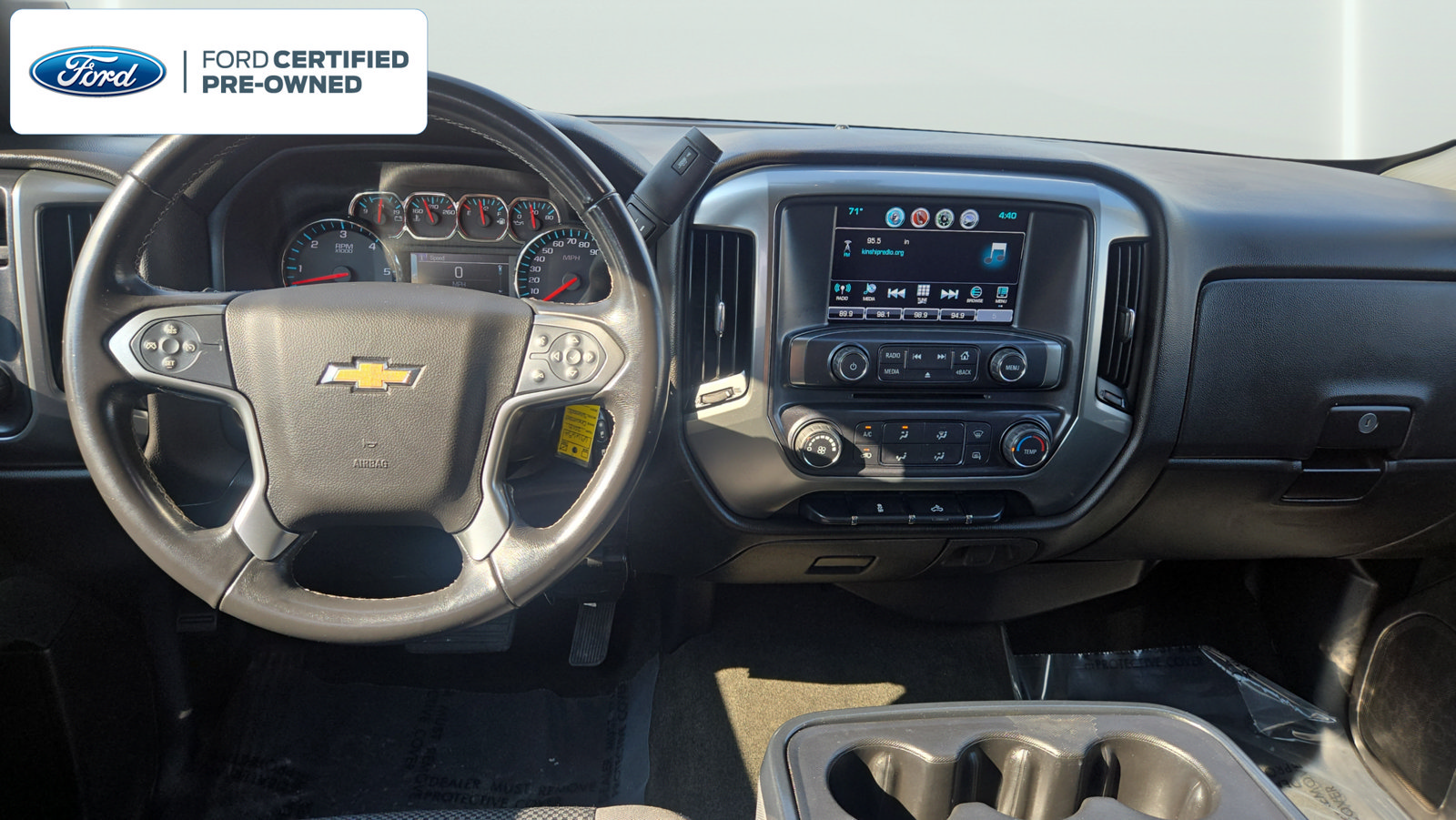 Used 2018 Chevrolet Silverado 1500 LT AWD/4WD image 17