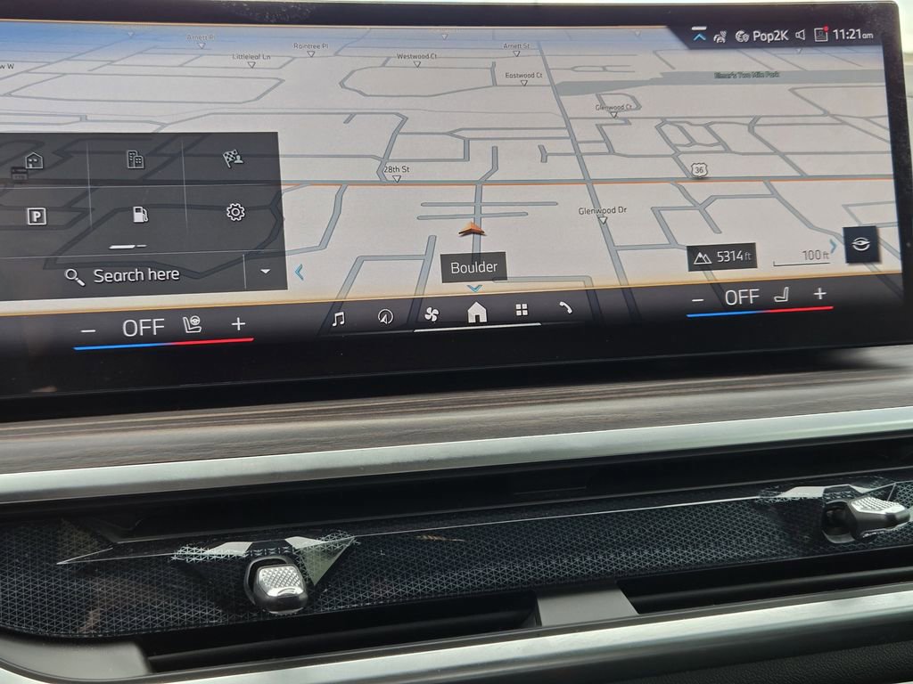 Certified 2025 BMW X5 xDrive50e w/ Parking Assistance Package image 18