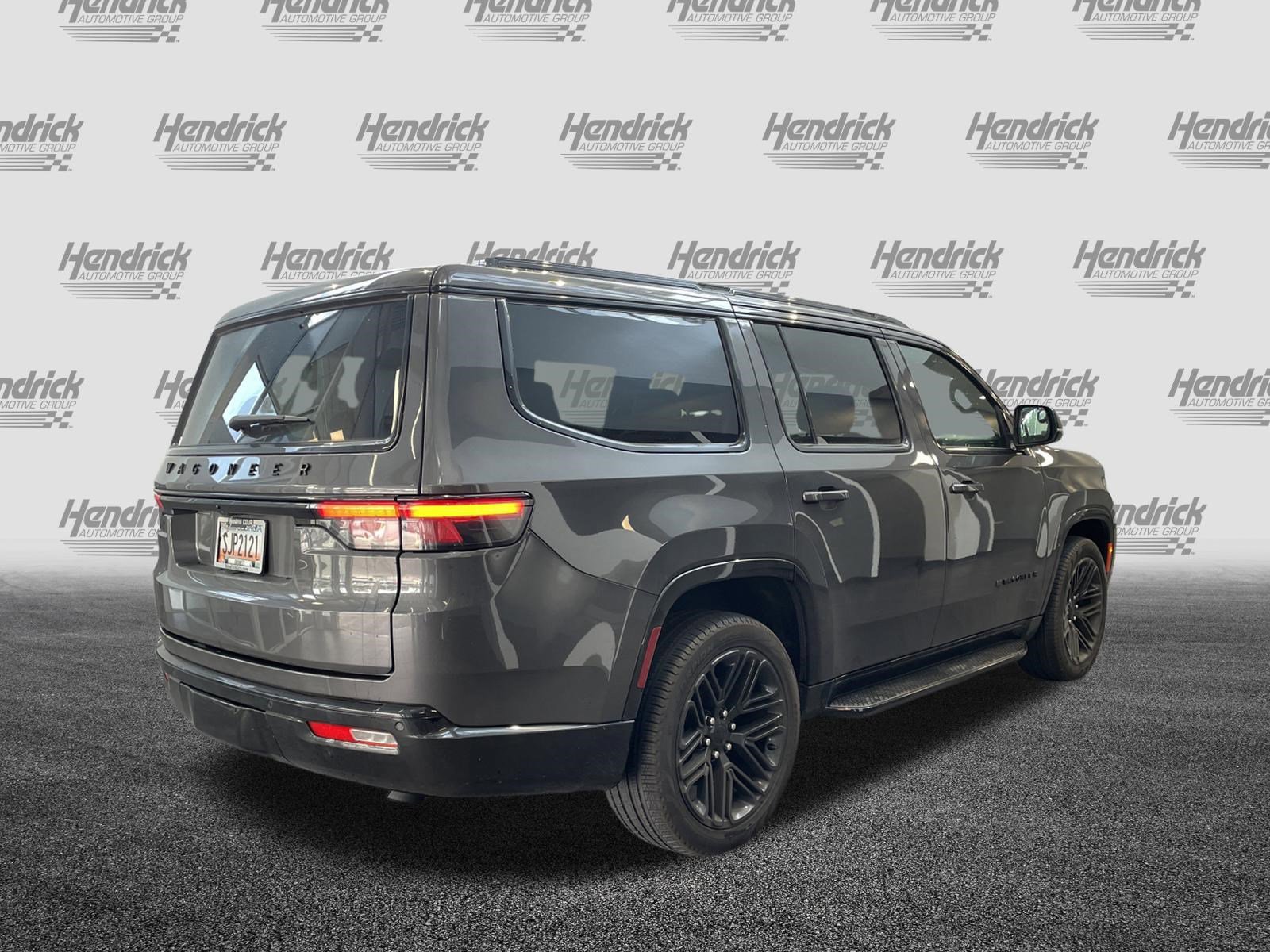 Used 2024 Jeep Wagoneer Series II image 10