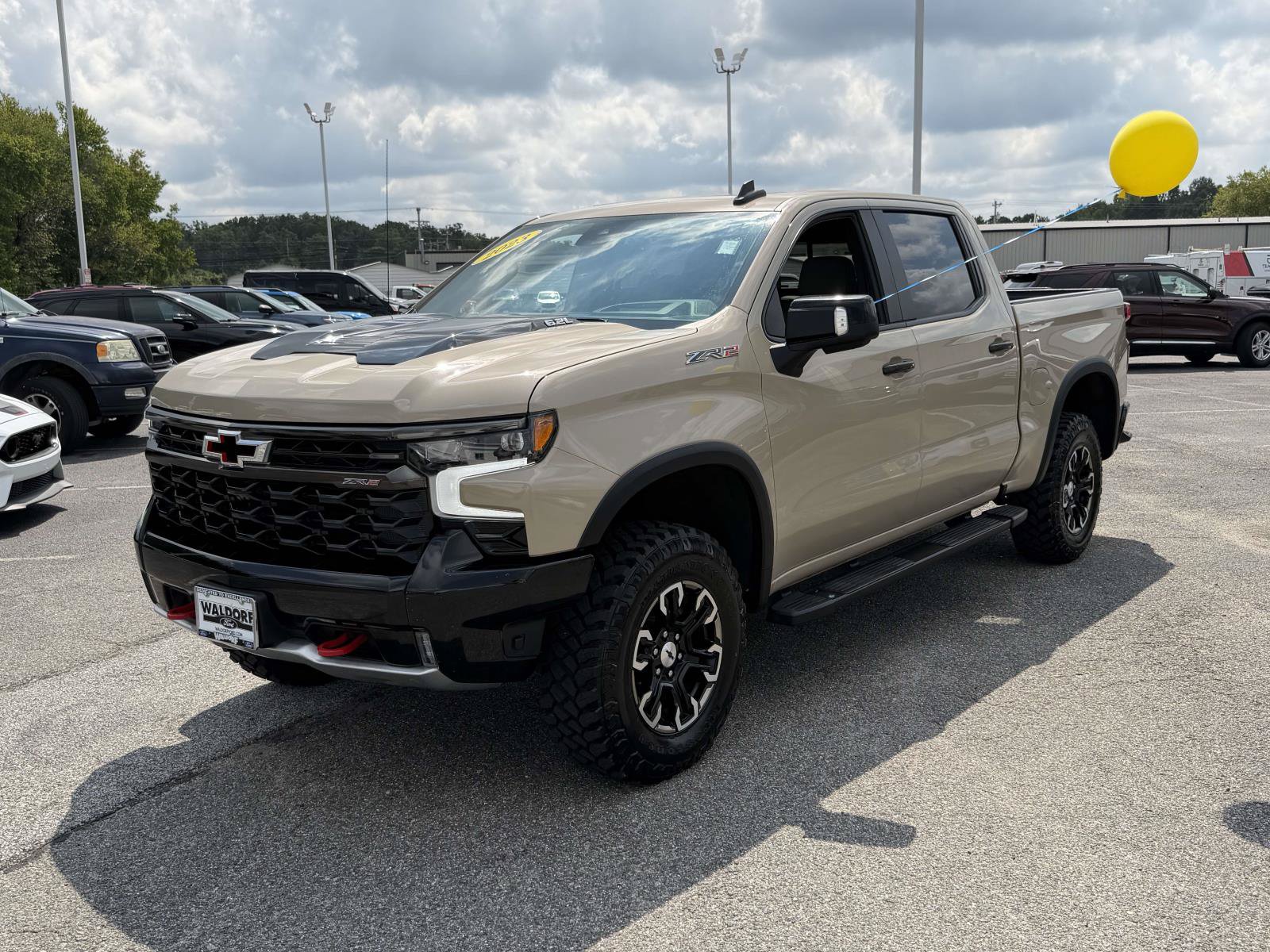 Used 2023 Chevrolet Silverado 1500 ZR2 w/ Technology Package AWD/4WD image 5