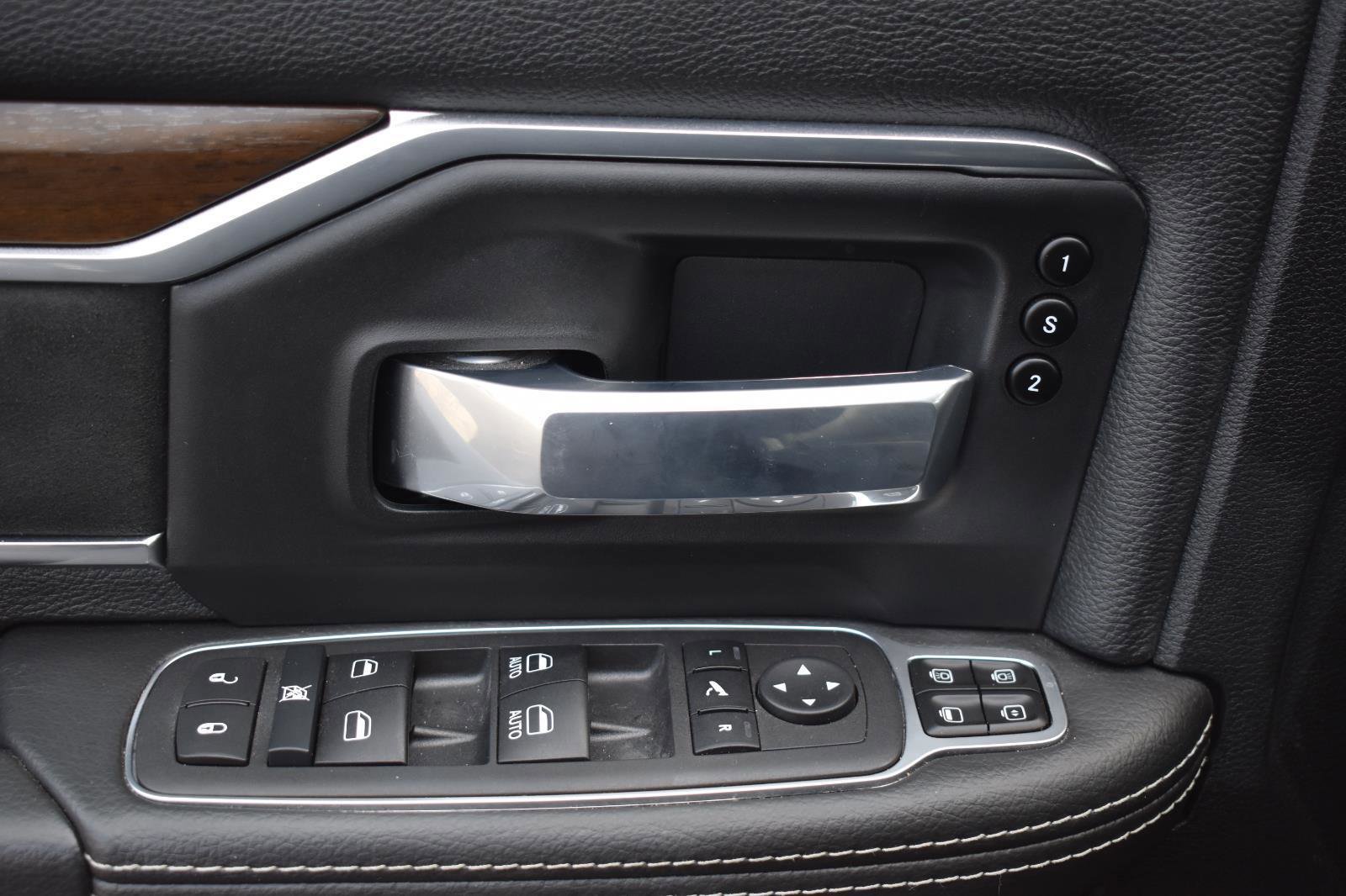 Used 2024 RAM 2500 Laramie w/ Safety Group image 22