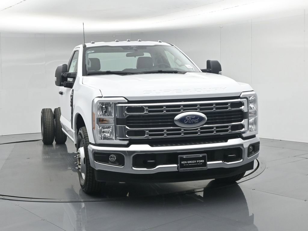 New 2026 Ford F350 XL image 46