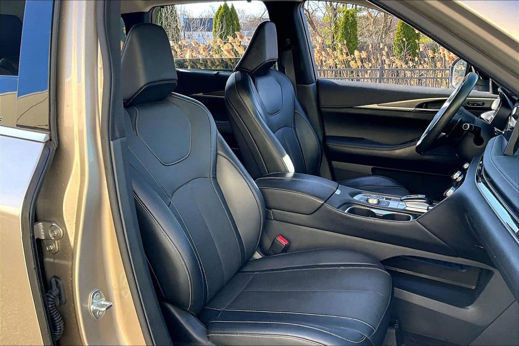 Certified 2023 INFINITI QX60 Luxe image 26