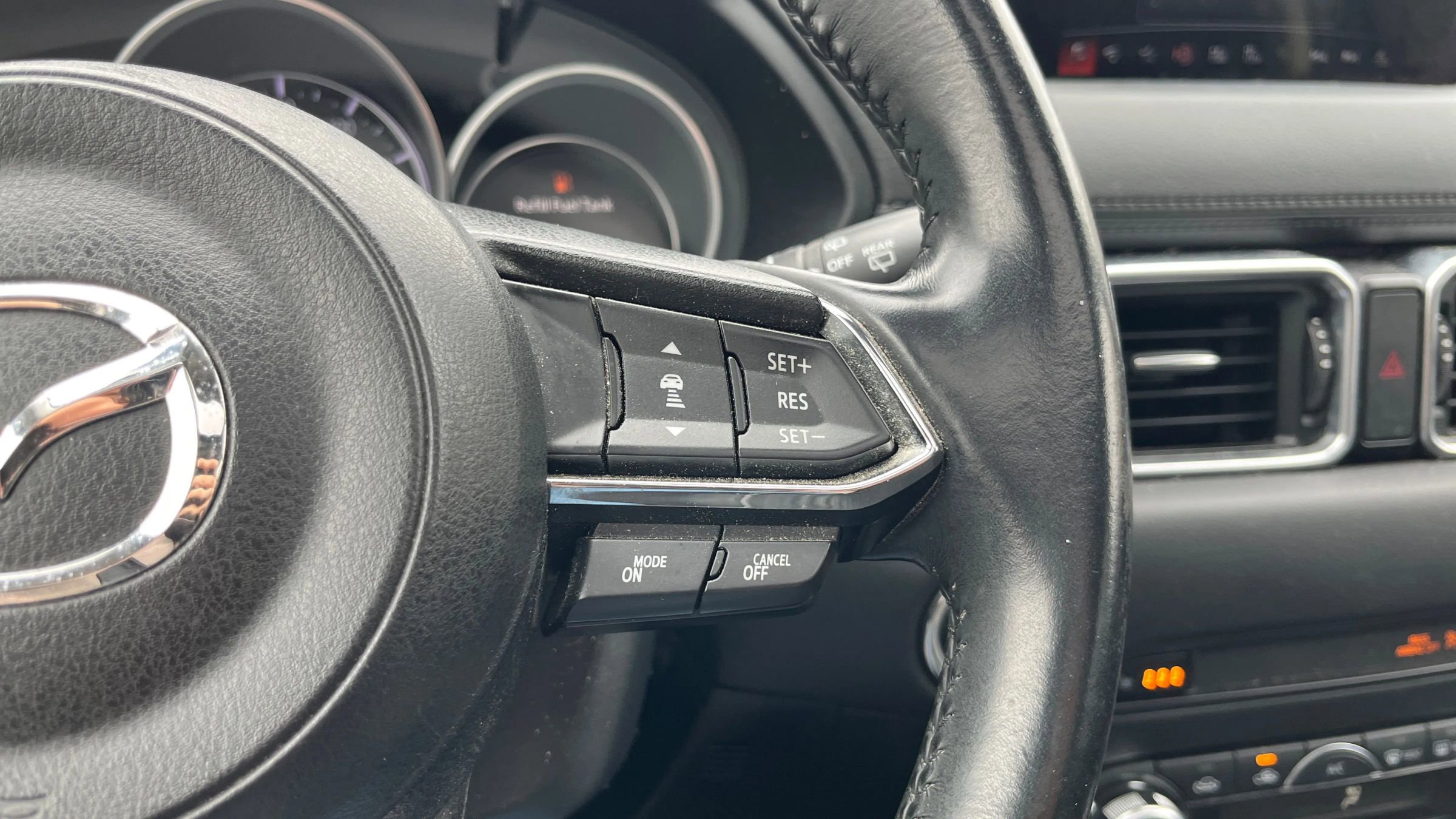Used 2018 MAZDA CX-5 Touring w/ Preferred Equipment Package AWD/4WD image 26