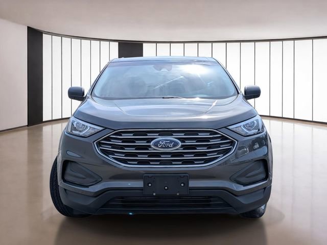 Used 2019 Ford Edge SE FWD image 2