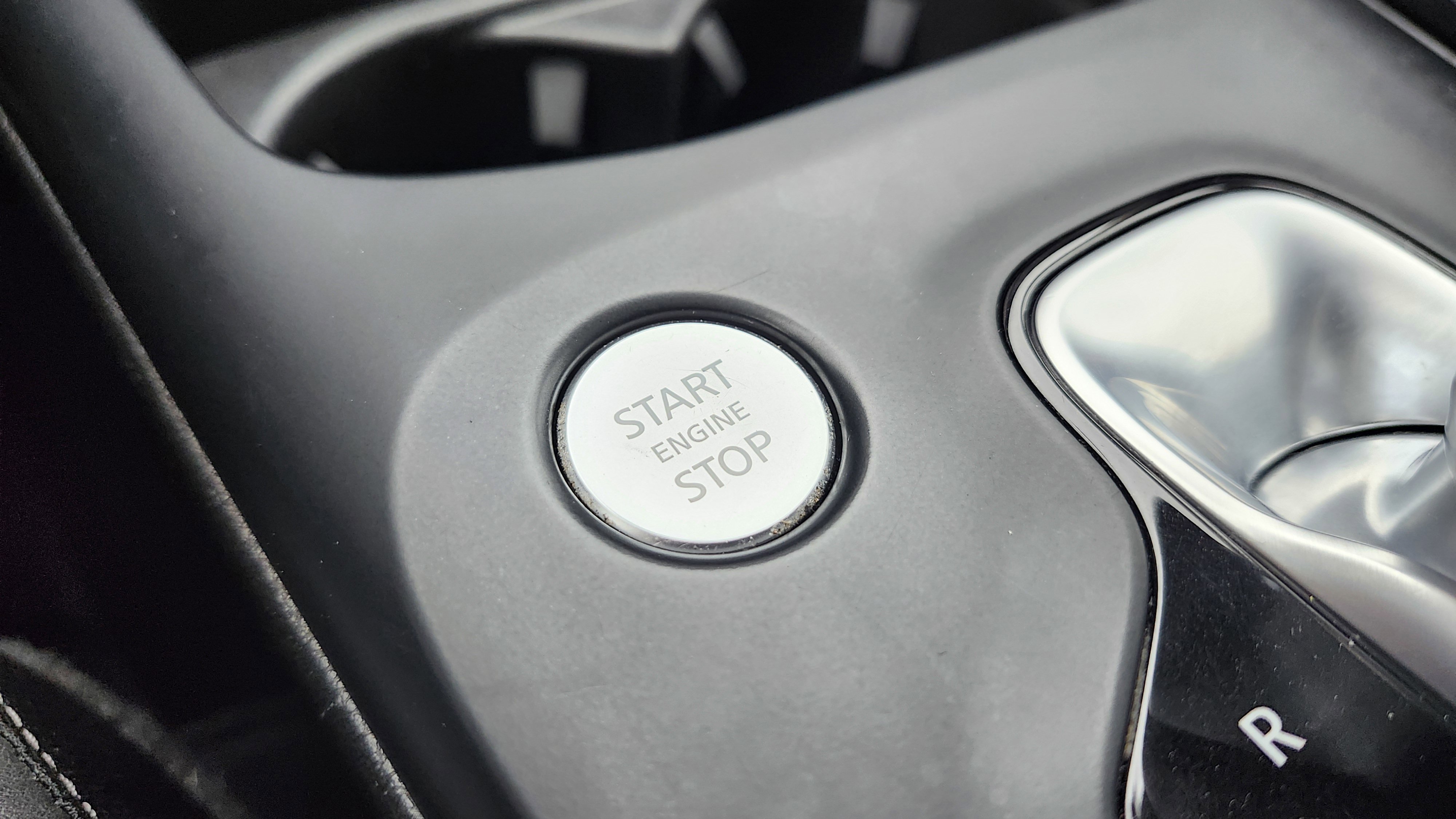 Used 2022 INFINITI QX50 Luxe image 9