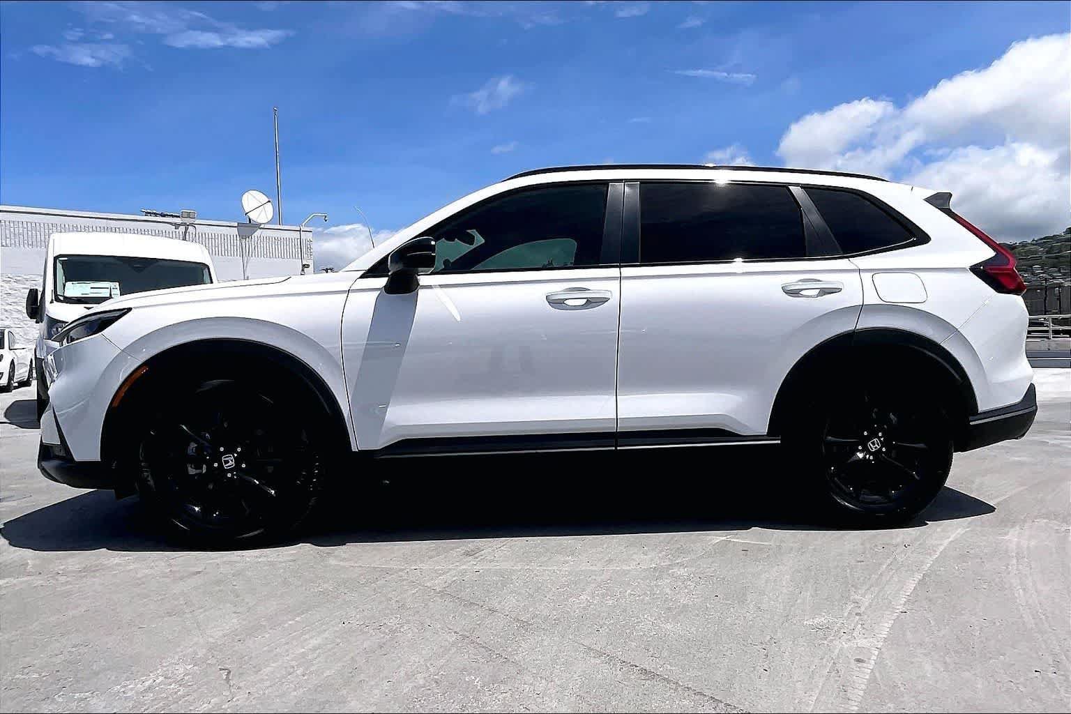 Used 2026 Honda CR-V Sport-L image 3