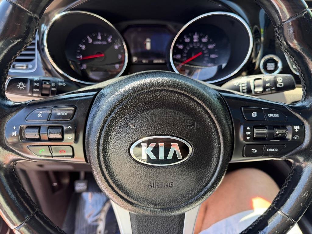 Used 2016 Kia Sedona SX Limited FWD image 41