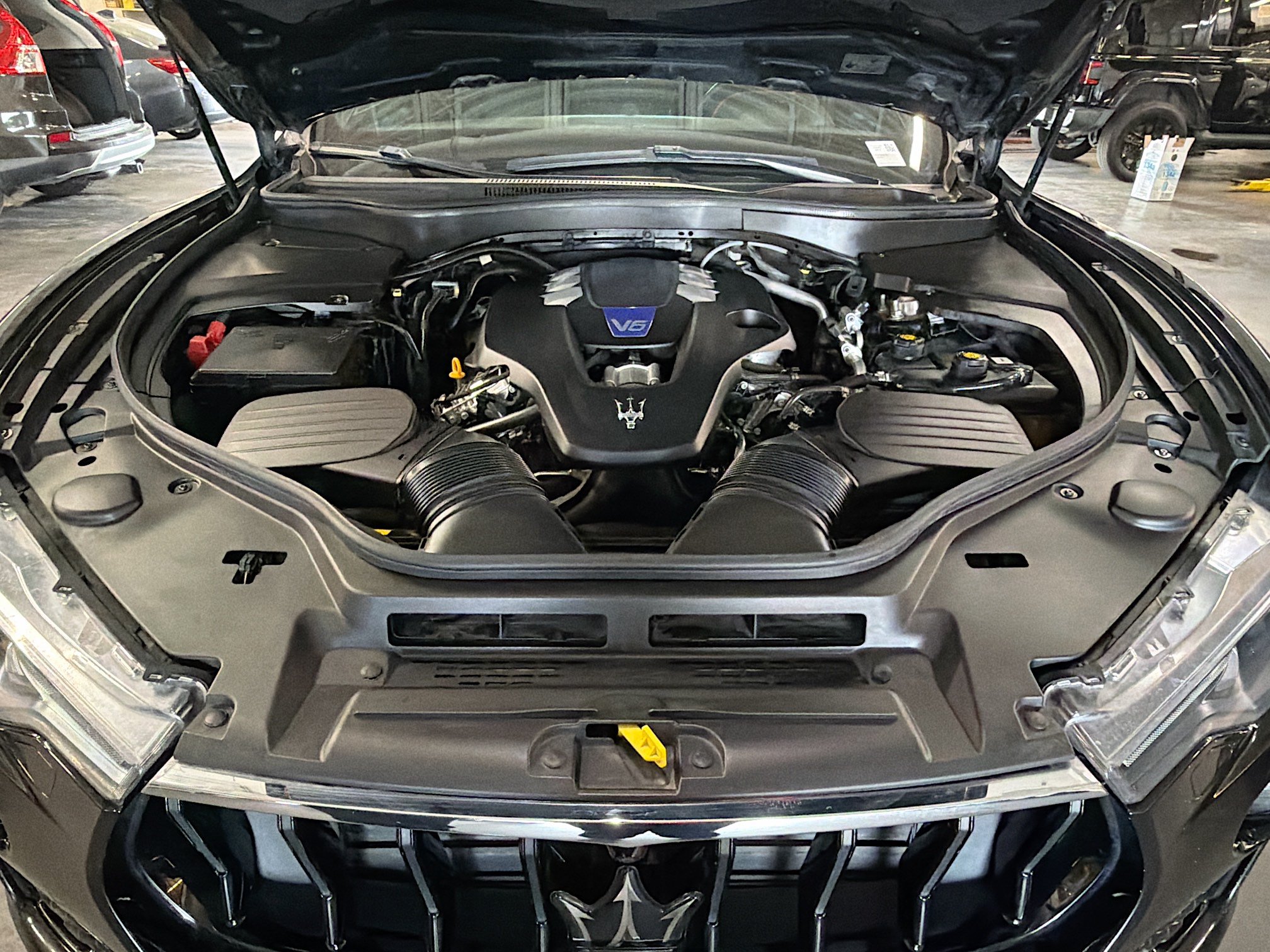 Used 2019 Maserati Levante S GranSport AWD/4WD image 36