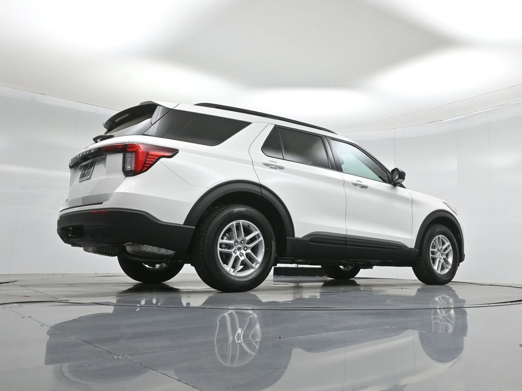New 2026 Ford Explorer Active image 49