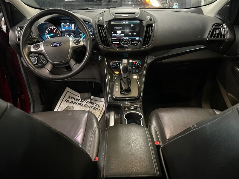 Used 2015 Ford Escape Titanium w/ Equipment Group 301A AWD/4WD image 8