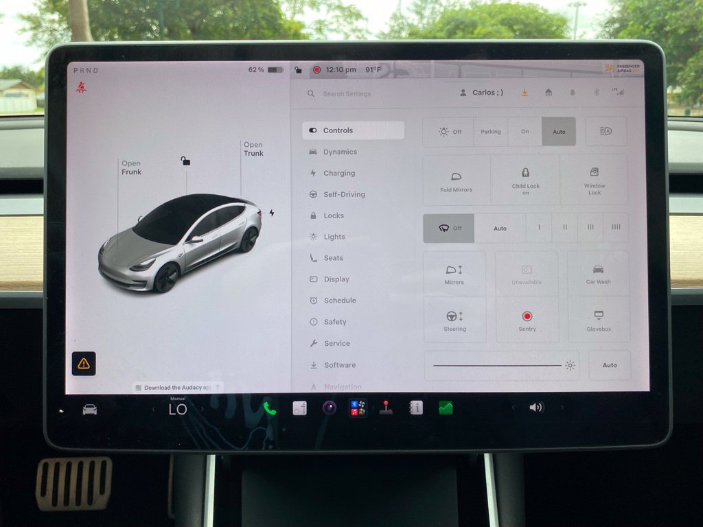 Used 2020 Tesla Model 3 Standard Range RWD image 29