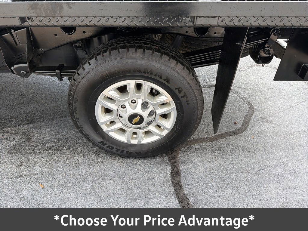 Used 2024 Chevrolet Silverado 2500 LT w/ Convenience Package image 18